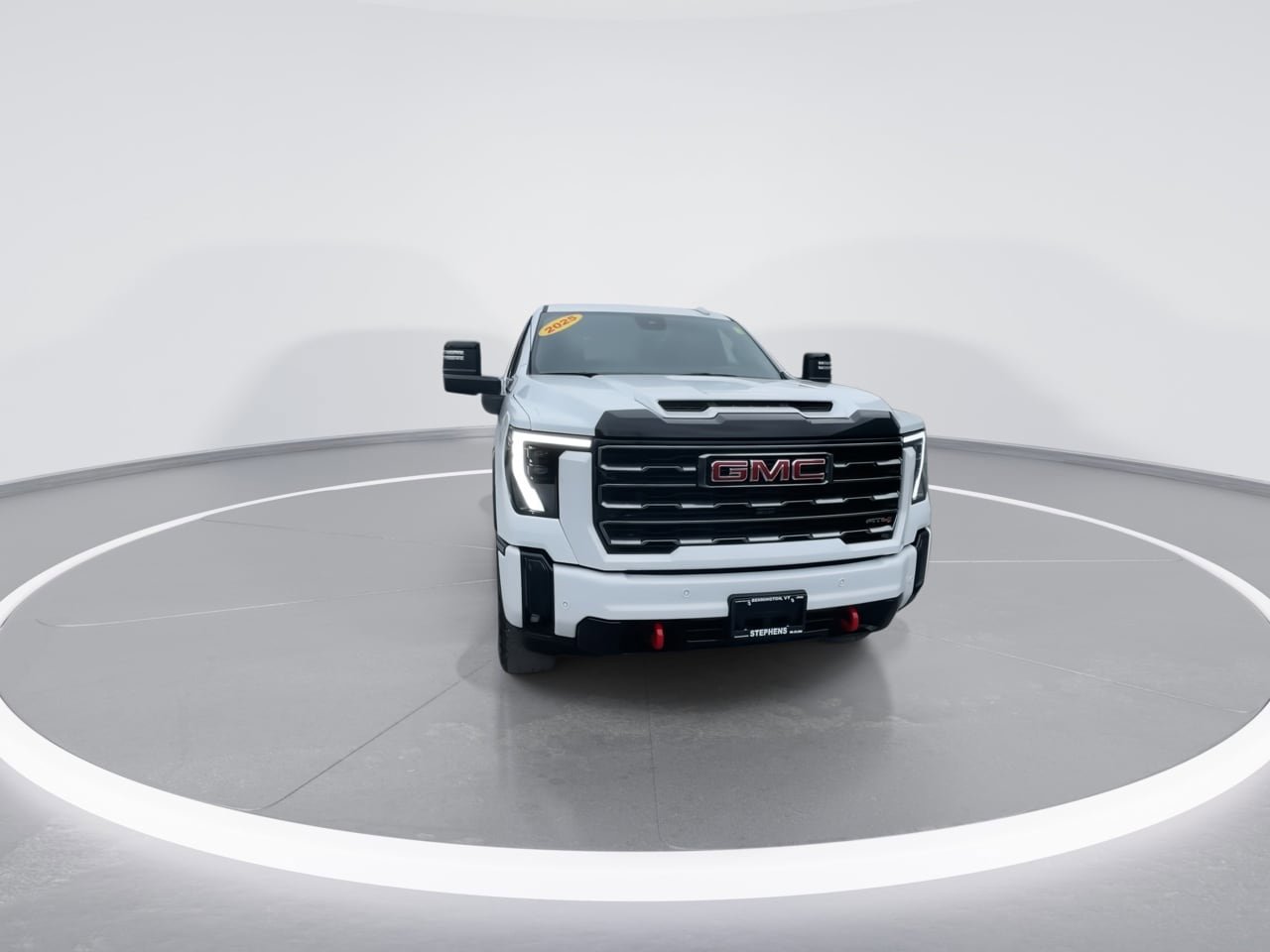 Used 2025 GMC Sierra 2500 AT4 AWD/4WD image 4