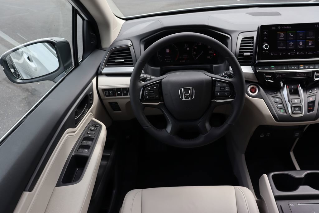 Used 2026 Honda Odyssey EX-L image 19