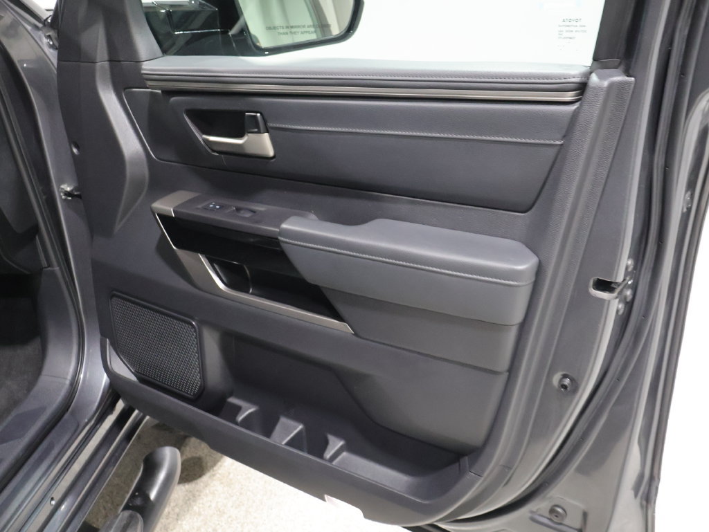 Used 2023 Toyota Tundra Limited AWD/4WD image 24