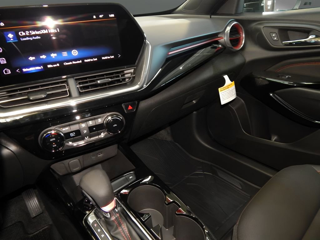 Used 2026 Chevrolet Trax RS w/ Driver Confidence Package image 24