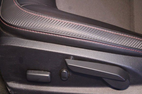 Used 2017 GMC Canyon SLE image 16