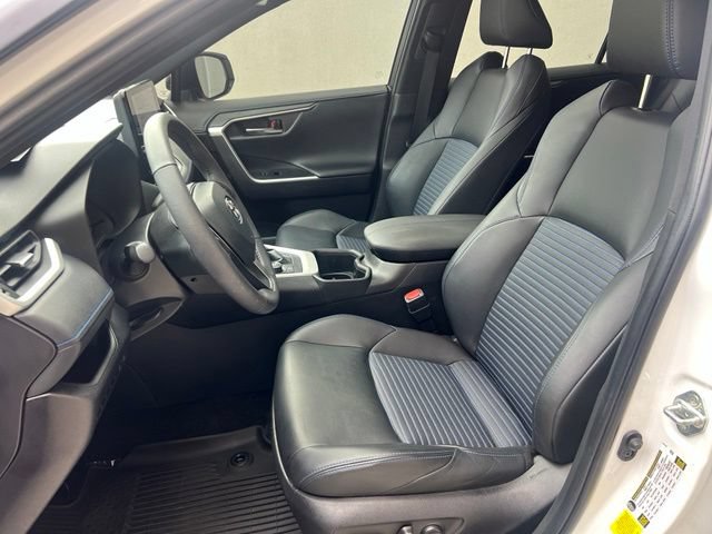Used 2024 Toyota RAV4 XSE AWD/4WD image 8