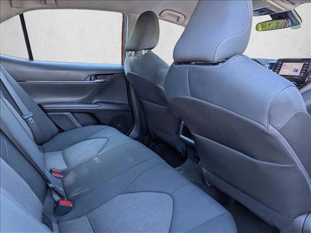 Used 2022 Toyota Camry LE image 27
