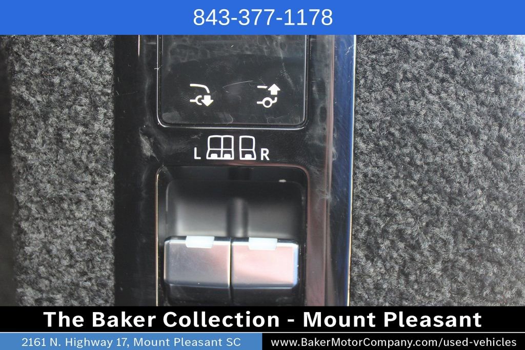 Used 2023 Land Rover Range Rover SE AWD/4WD image 11