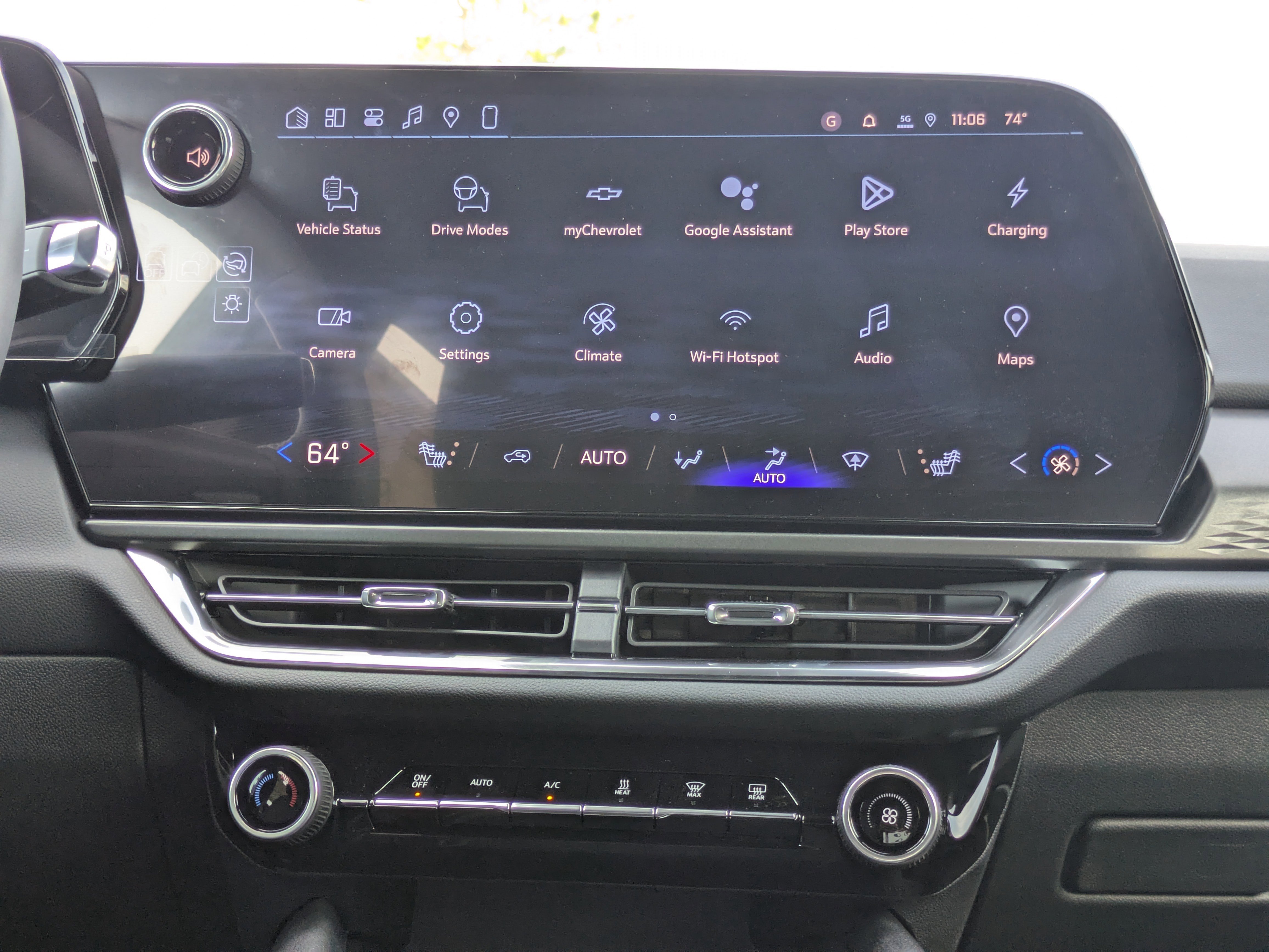 New 2026 Chevrolet Equinox EV LT image 5