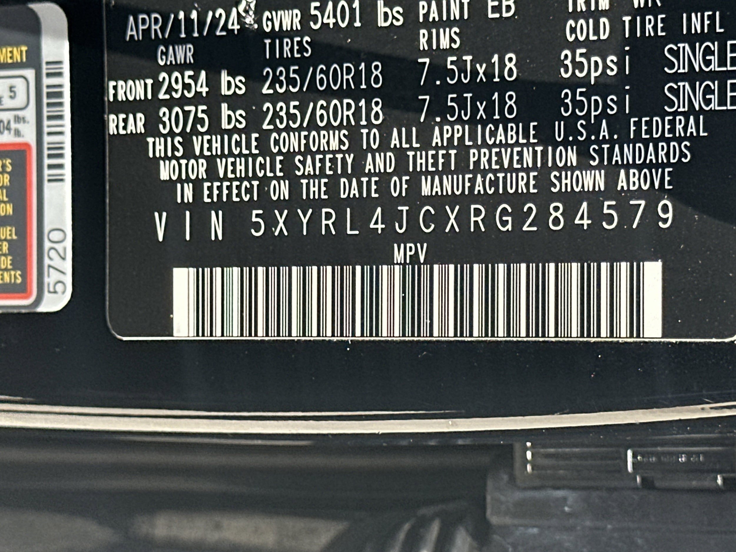Used 2024 Kia Sorento S FWD image 31