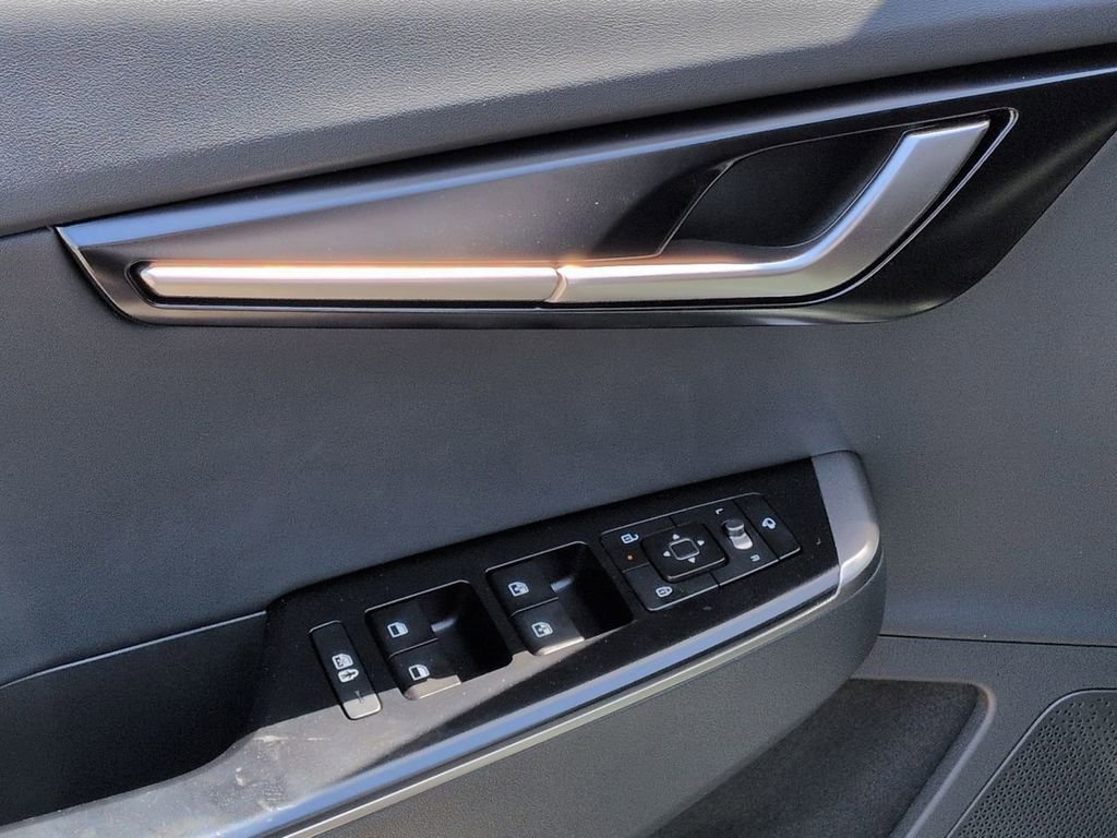 New 2025 Kia EV6 Light RWD image 24