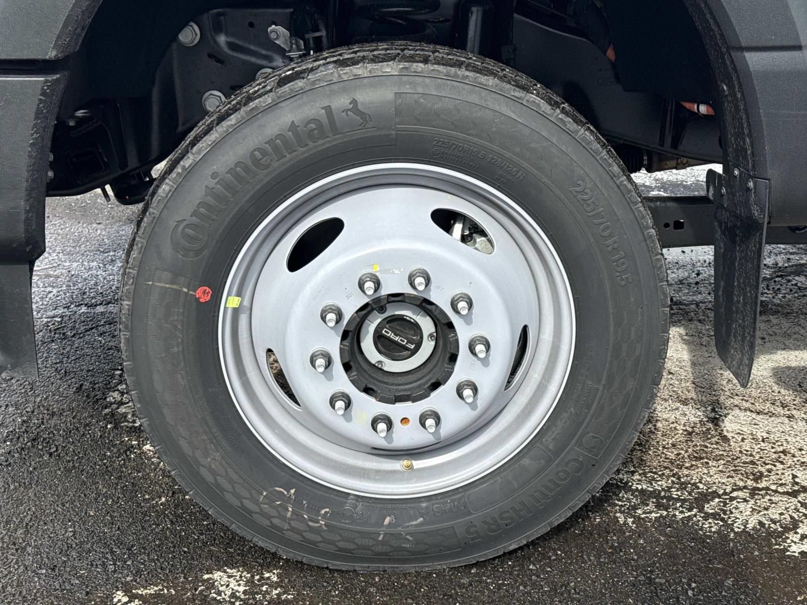 New 2026 Ford F450 XL AWD/4WD image 9