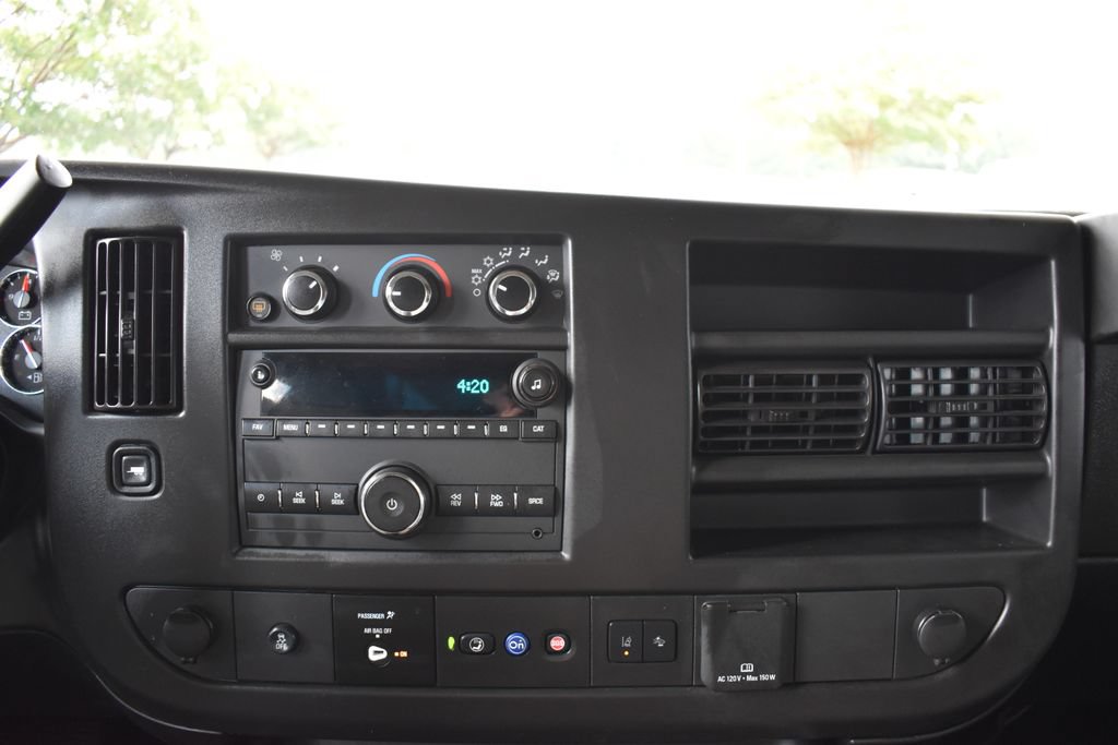 Used 2024 Chevrolet Express 3500 LS RWD image 15