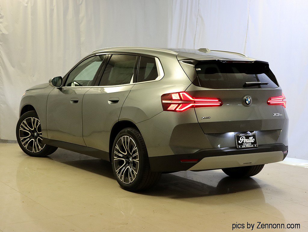 Used 2026 BMW X3 xDrive30i w/ Premium Package AWD/4WD image 9