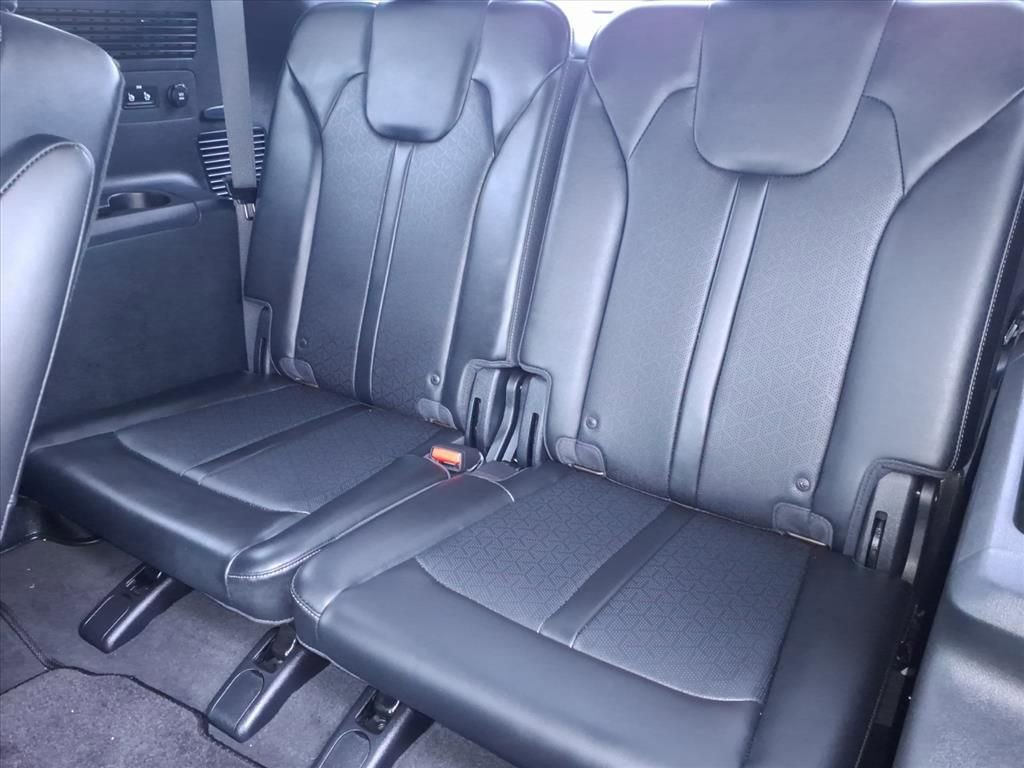 Used 2023 Kia Sorento SX AWD/4WD image 18