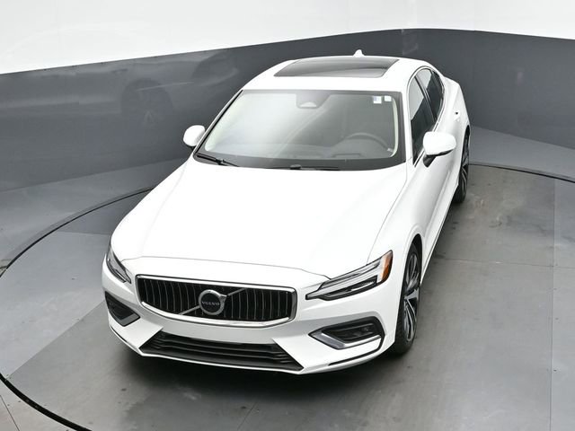 Used 2023 Volvo S60 B5 Ultimate image 33