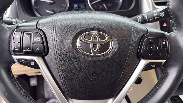 Used 2016 Toyota Highlander Plus image 16
