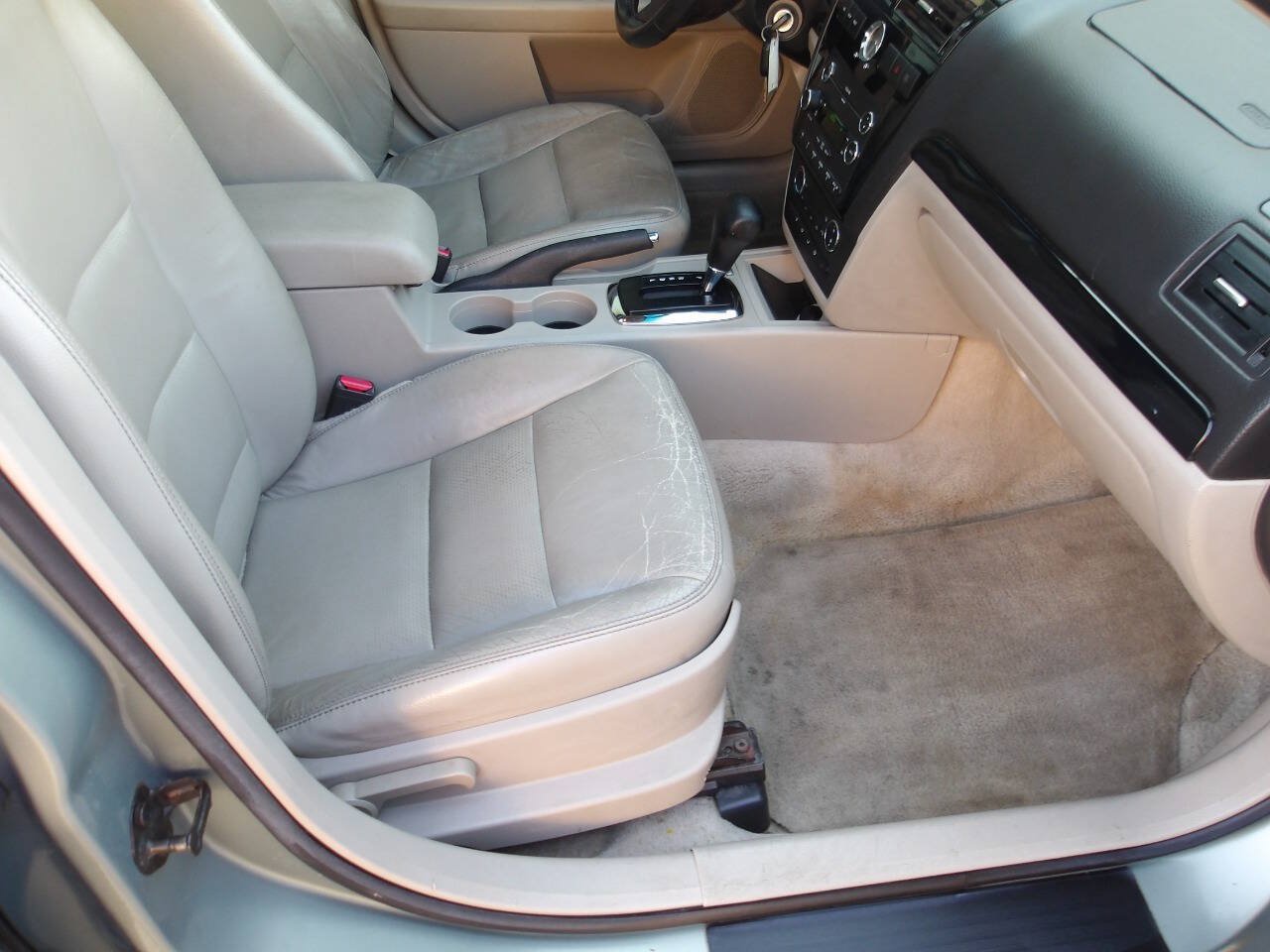 Used 2008 Ford Fusion SEL FWD image 7