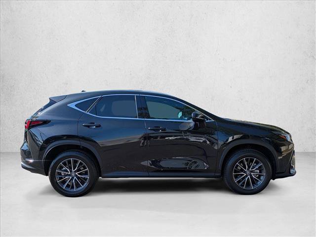 Used 2025 Lexus NX 250 FWD w/ Towing Package (2000 Lbs) image 4