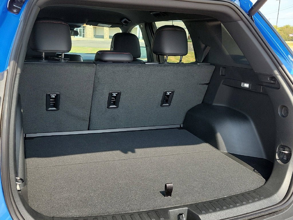 New 2027 Chevrolet Equinox RS FWD image 9