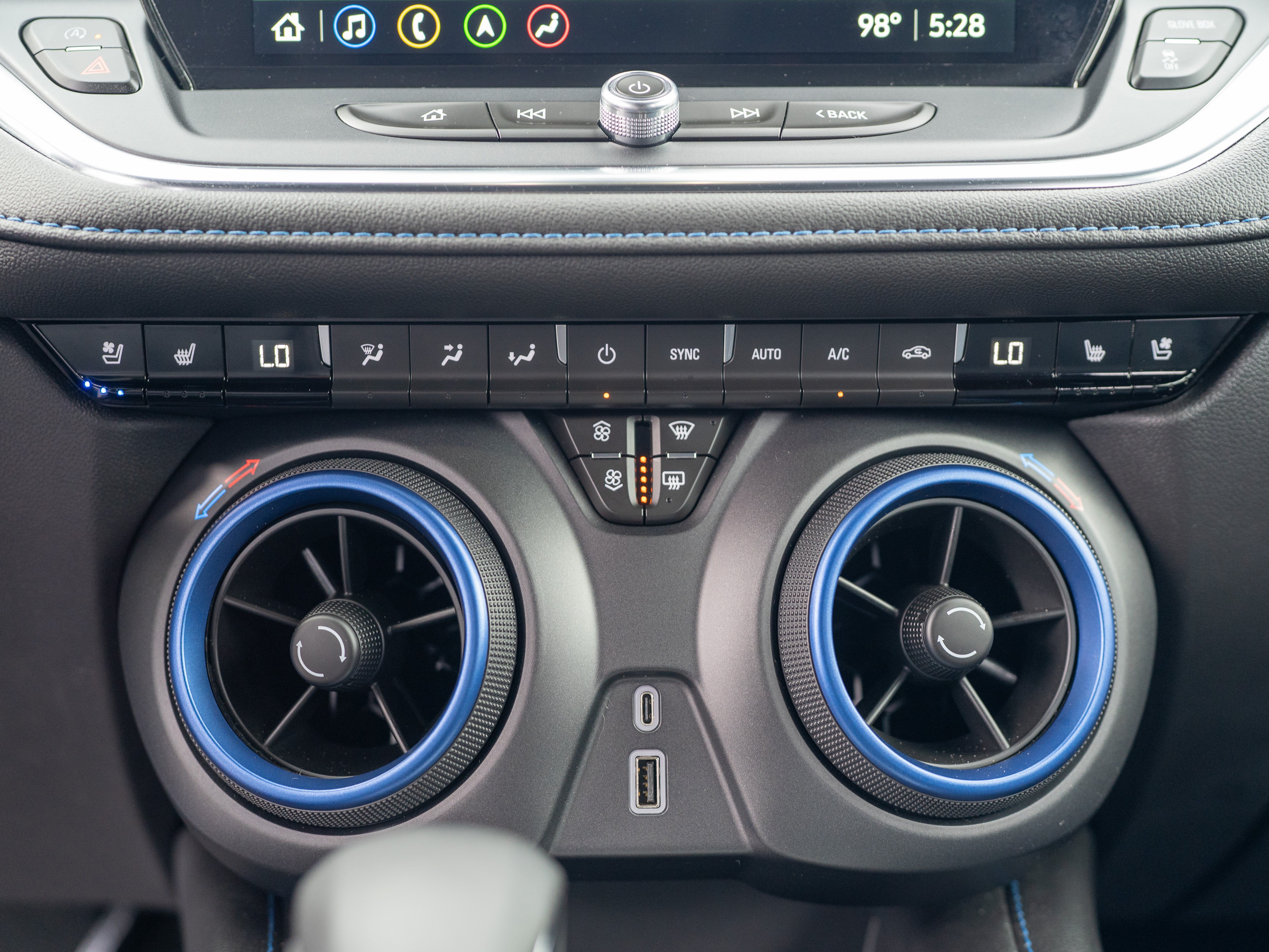 New 2026 Chevrolet Blazer RS w/ Enhanced Convenience Package FWD image 33