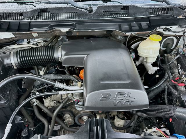 Used 2017 RAM 1500 Express image 27