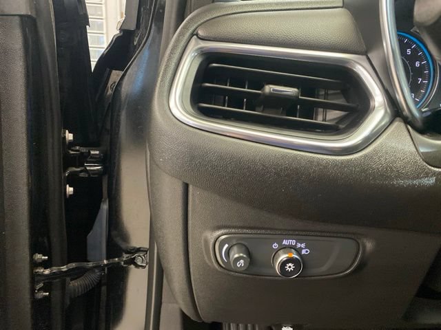 Used 2024 Chevrolet Equinox LT FWD image 12