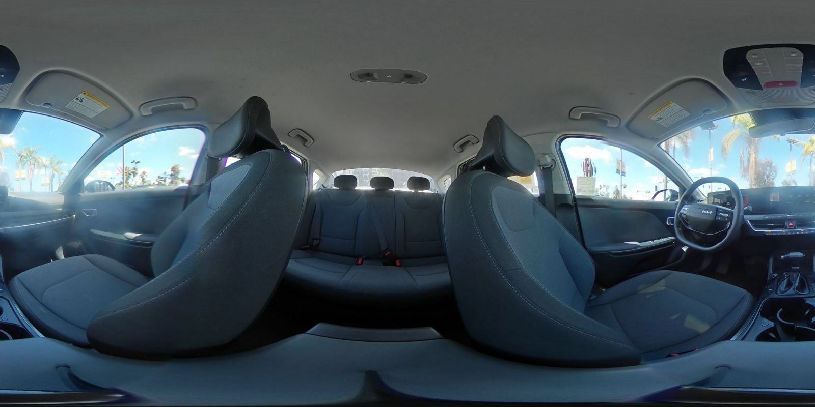 Used 2025 Kia K4 FWD image 41