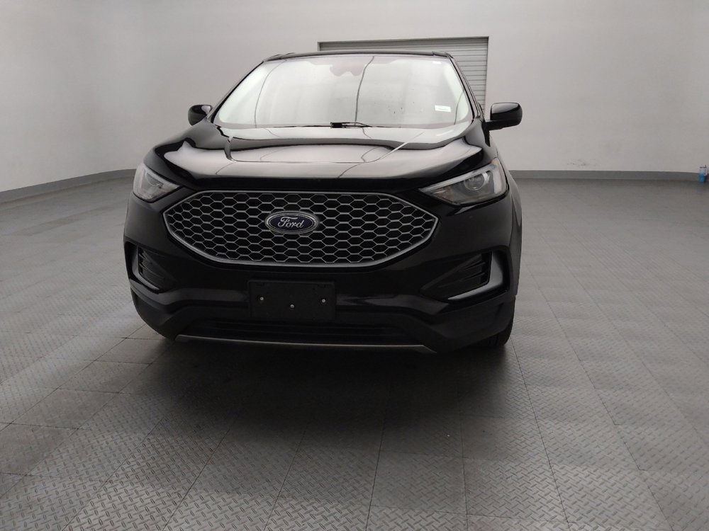 Used 2023 Ford Edge SEL image 15