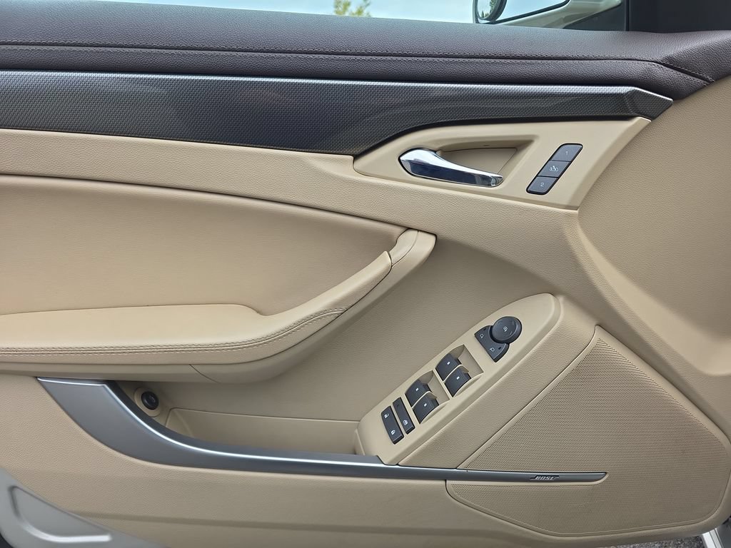 Used 2013 Cadillac CTS Luxury RWD image 15
