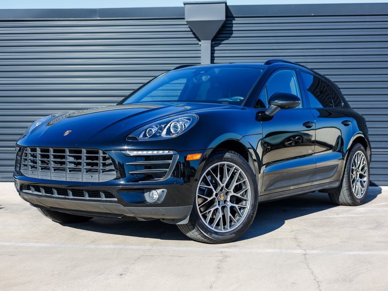 Used 2018 Porsche Macan Sport Edition
