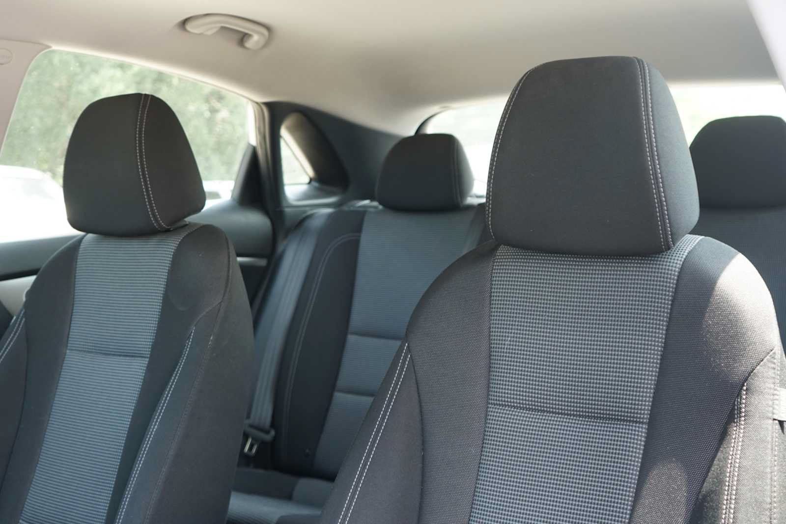 Used 2016 Hyundai Elantra GT FWD image 8