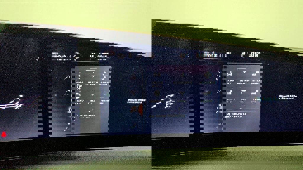 Used 2024 Lucid Air Touring image 18