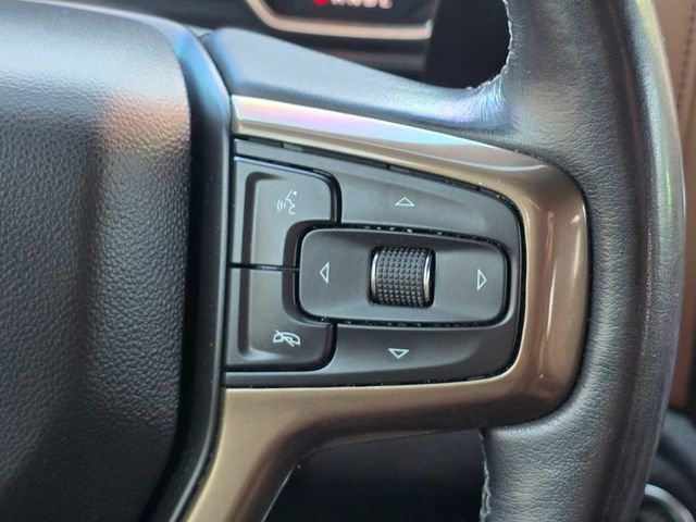 Used 2021 Chevrolet Silverado 1500 High Country w/ Technology Package AWD/4WD image 39