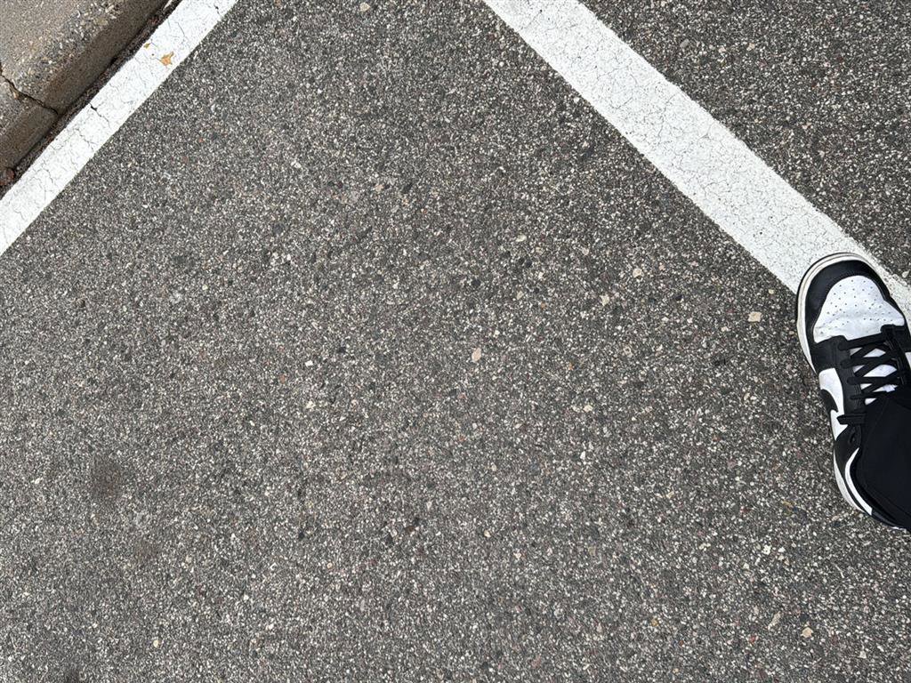 Used 2022 Chevrolet Trax LT w/ LT Convenience Package AWD/4WD image 14