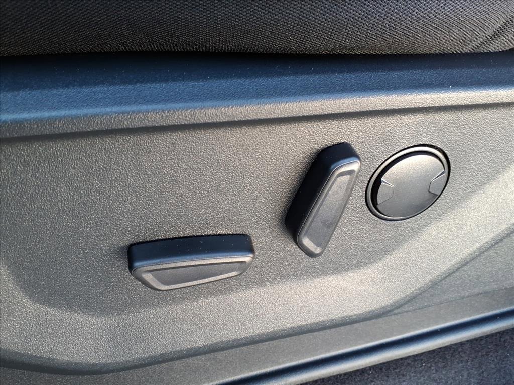 New 2026 Ford F150 XLT w/ Equipment Group 302A MID image 18