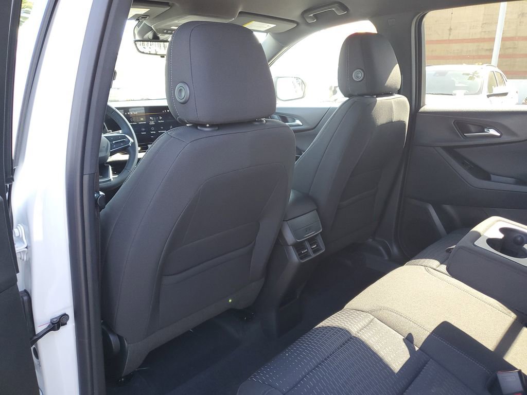 New 2026 Chevrolet Equinox LT w/ Midnight Edition image 13