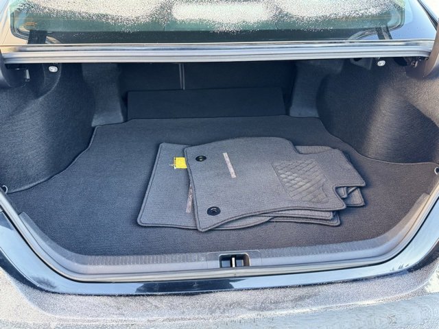 Certified 2018 Toyota Camry LE image 38