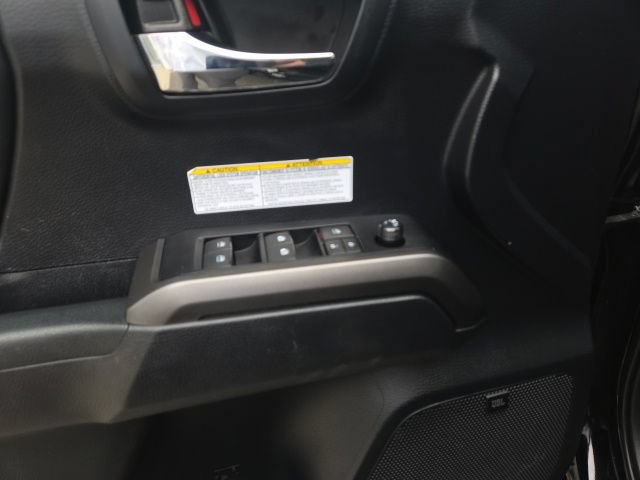 Used 2019 Toyota Tacoma TRD Off-Road AWD/4WD image 18