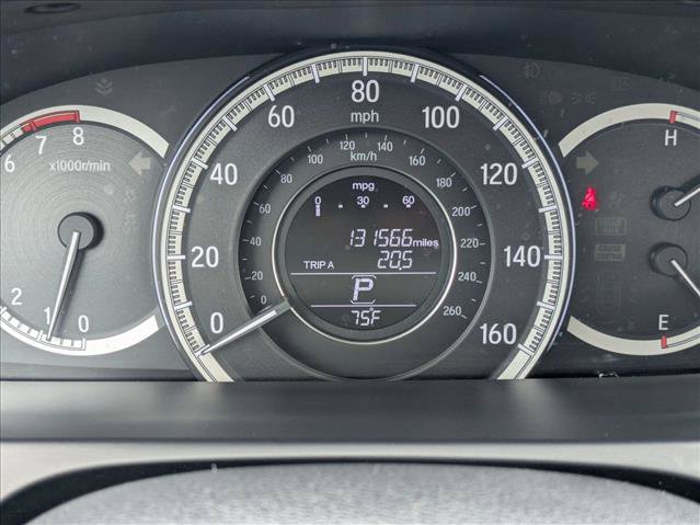 Used 2016 Honda Accord EX image 11