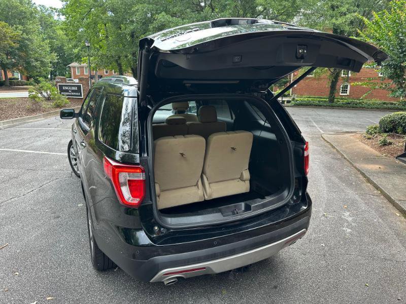 Used 2017 Ford Explorer Limited FWD image 12