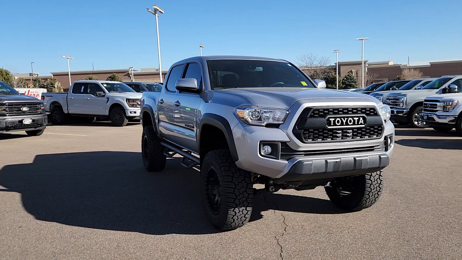 Used 2019 Toyota Tacoma TRD Off-Road image 4
