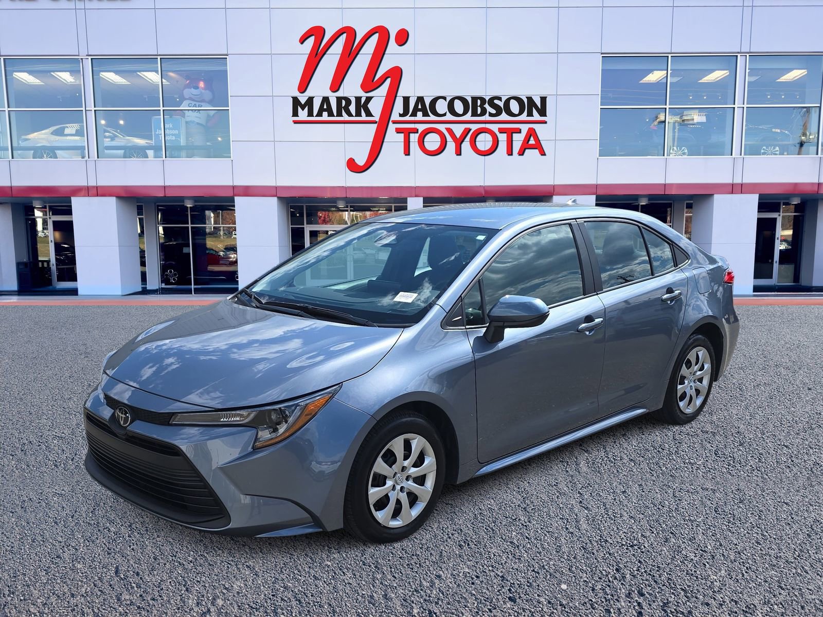 Used 2025 Toyota Corolla LE w/ Convenience Package