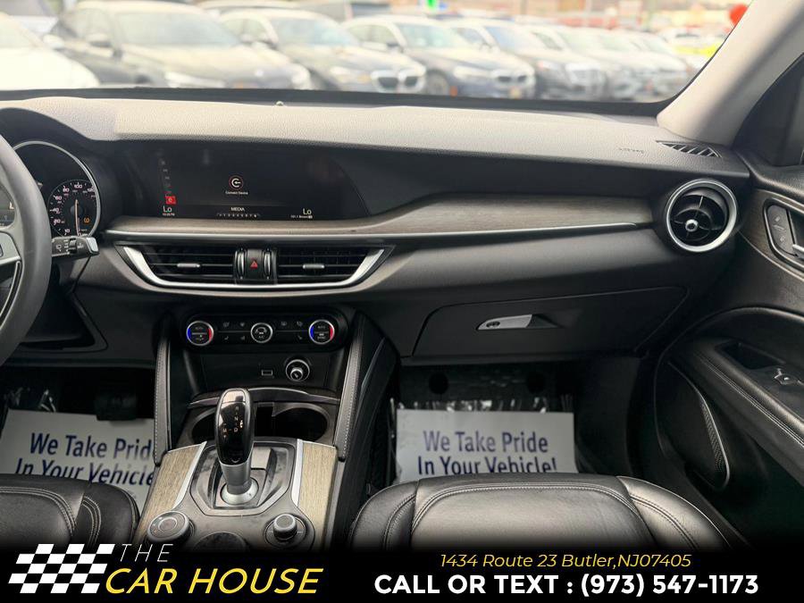 Used 2019 Alfa Romeo Stelvio Ti image 23