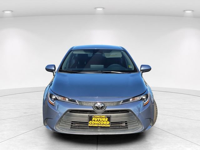 Used 2023 Toyota Corolla LE FWD image 3