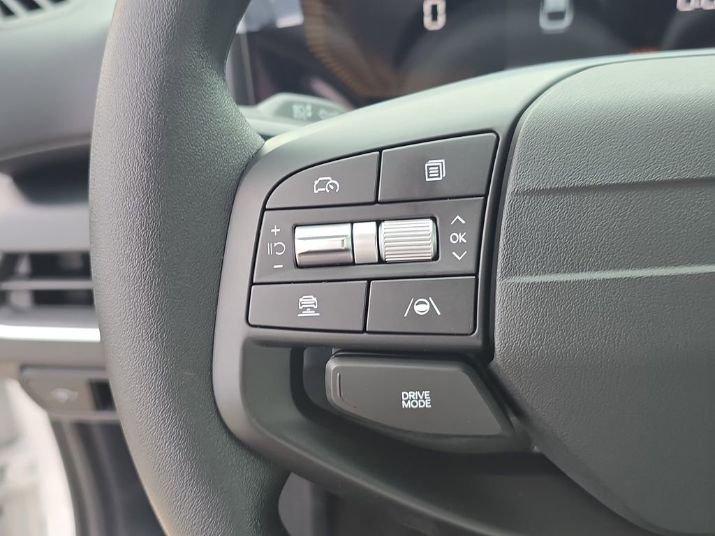 New 2025 Kia K4 LXS image 32