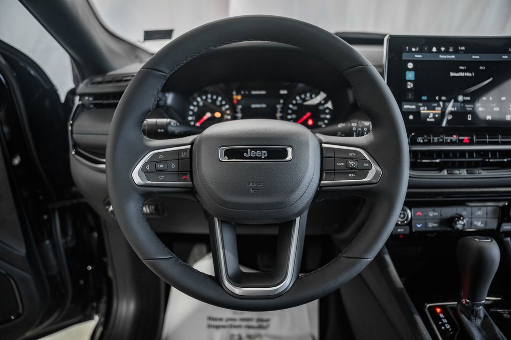 New 2026 Jeep Compass Latitude image 27