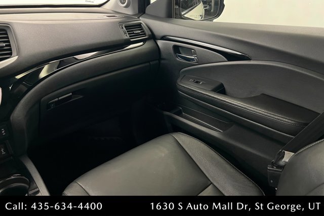 Used 2017 Honda Pilot Touring image 10