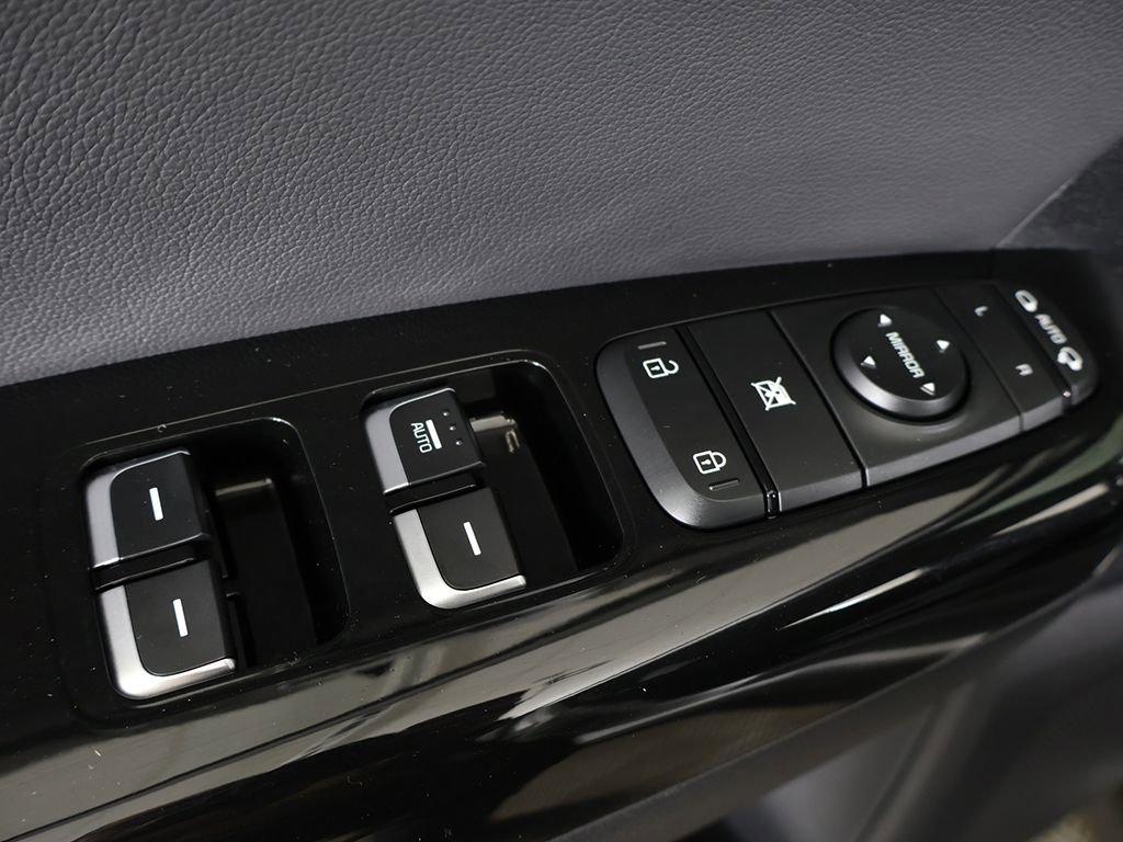 Used 2020 Kia Sportage EX image 36