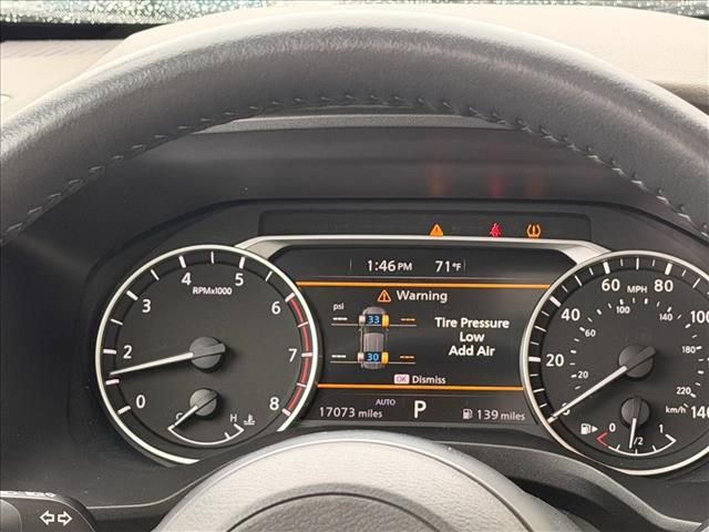 Used 2024 Nissan Rogue SV w/ SV Premium Package AWD/4WD image 16