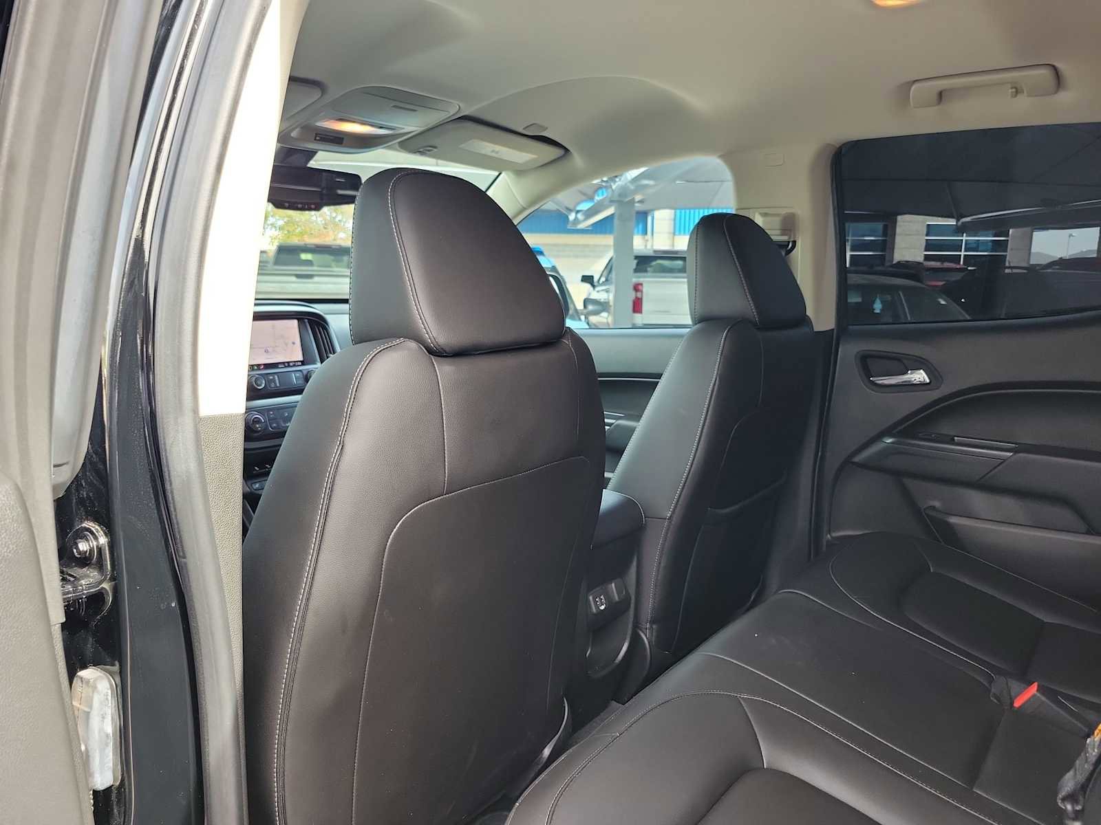 Used 2021 Chevrolet Colorado ZR2 w/ ZR2 Midnight Special Edition image 12