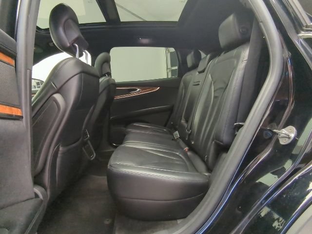 Used 2017 Lincoln MKX Reserve w/ Lincoln MKX Climate Package AWD/4WD image 28