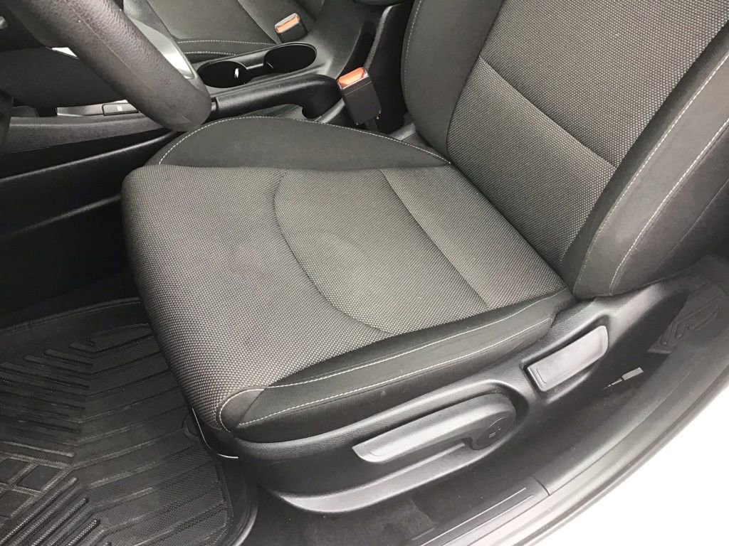 Used 2024 Kia Forte LXS FWD image 8