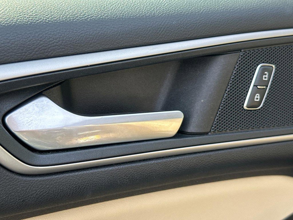 Used 2019 Ford Edge SEL w/ Equipment Group 201A image 20